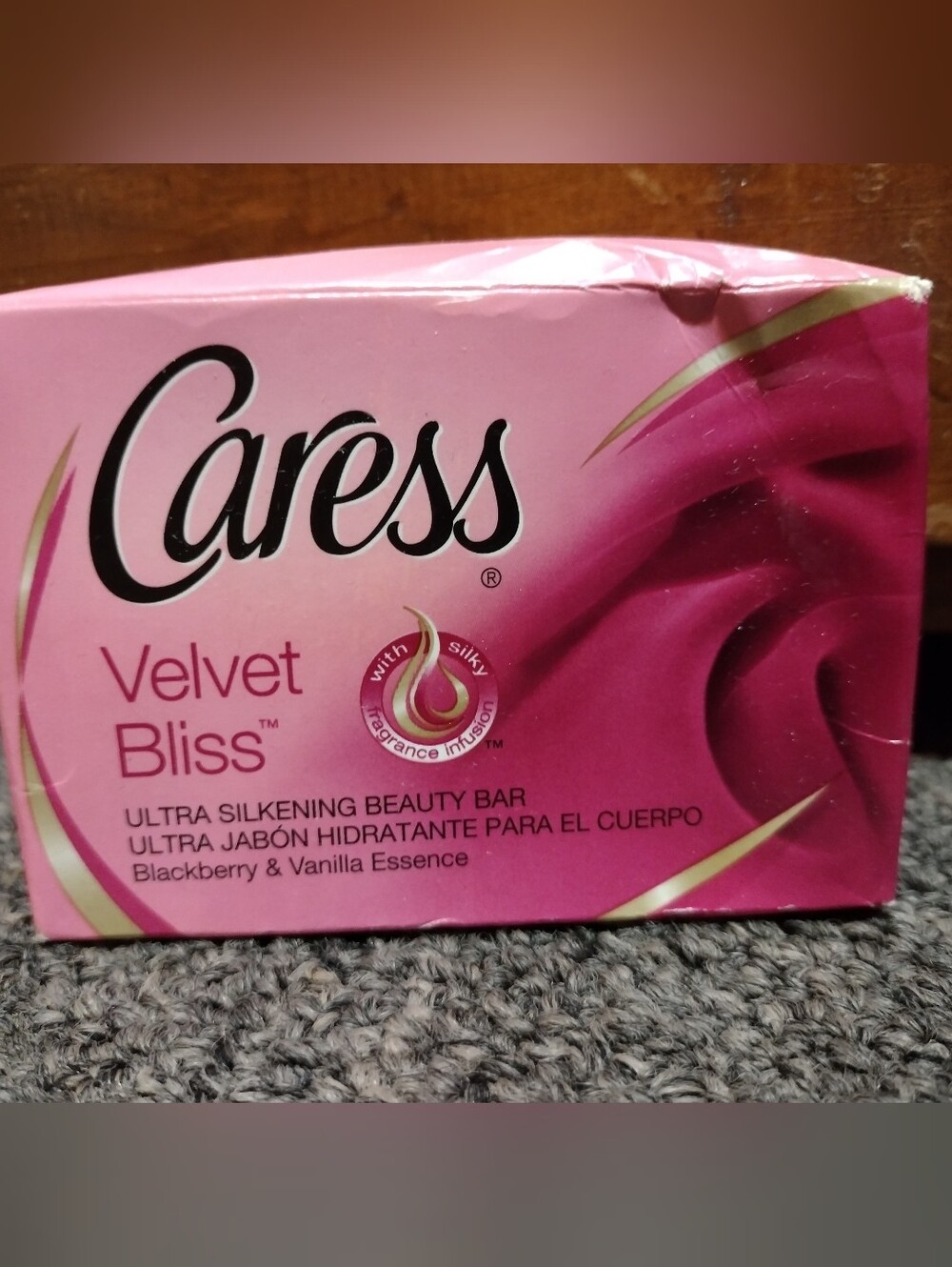 Caress Velvet Bliss Ultra Silkening Beauty Bar - Pink